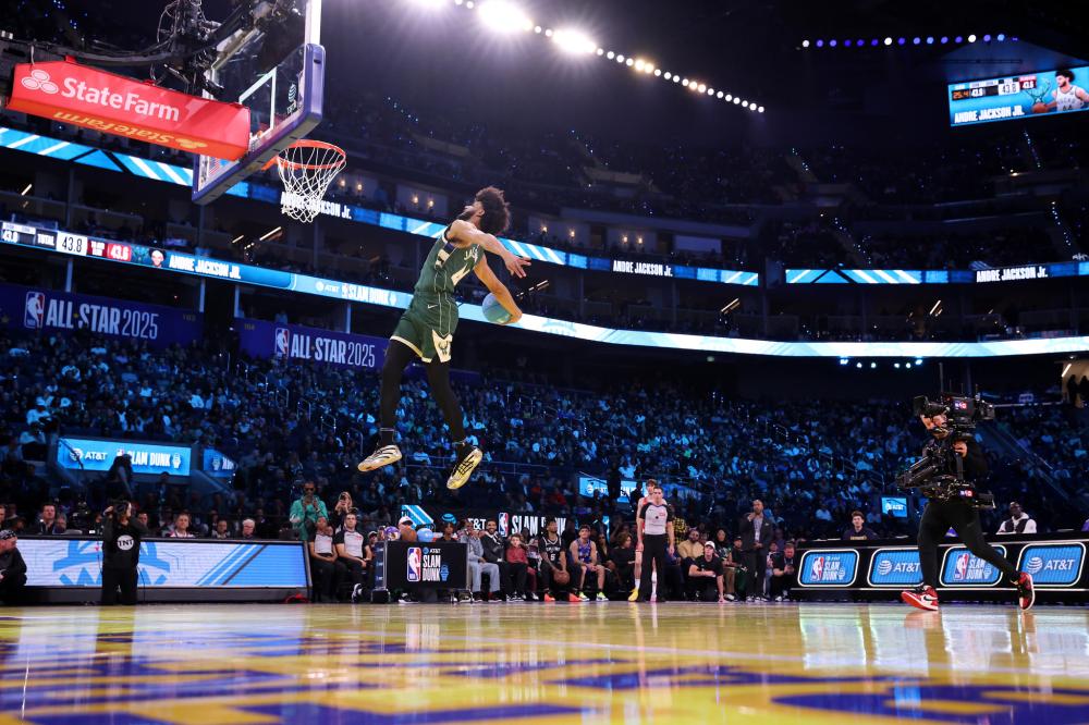 门尼斯在高 门尼斯在高